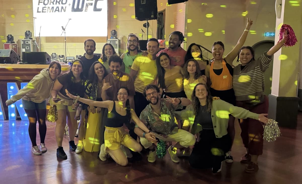 The Amarelo team celebrating together at the Forró Léman festival