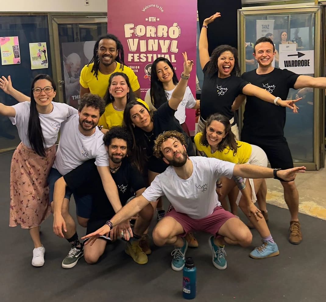 The Amarelo Zürich teaching team posing together at the Forró Vinyl Festival